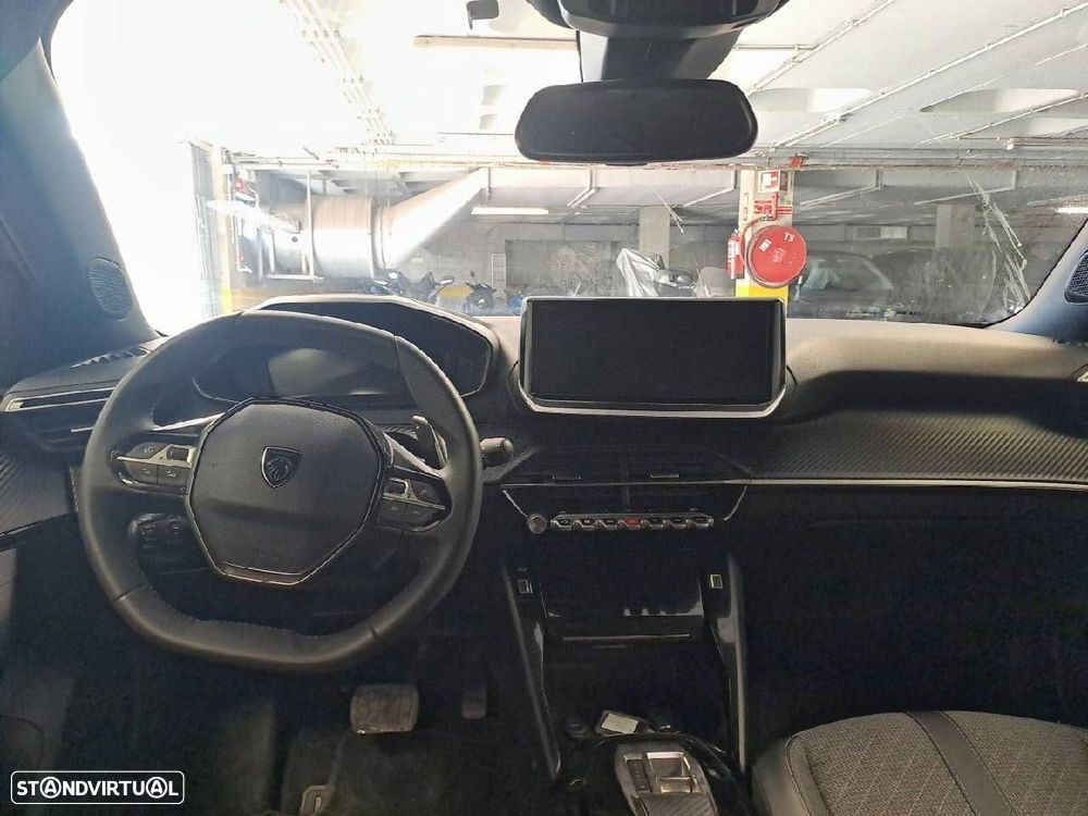 Peugeot 2008 1.2 Hybrid Allure e-DCS6 - 8