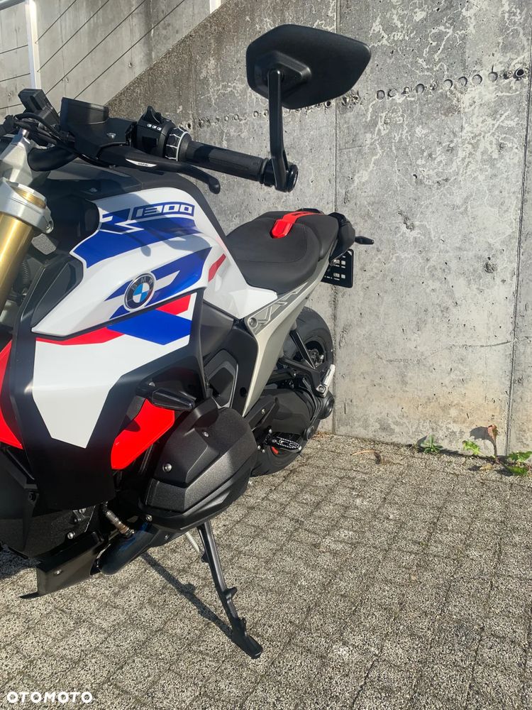 BMW R - 9