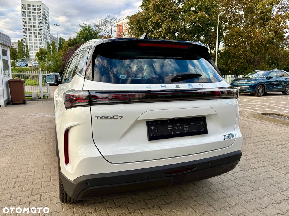 Chery Tiggo 7 1.5 T-GDI Super Hybrid Select DHT - 10