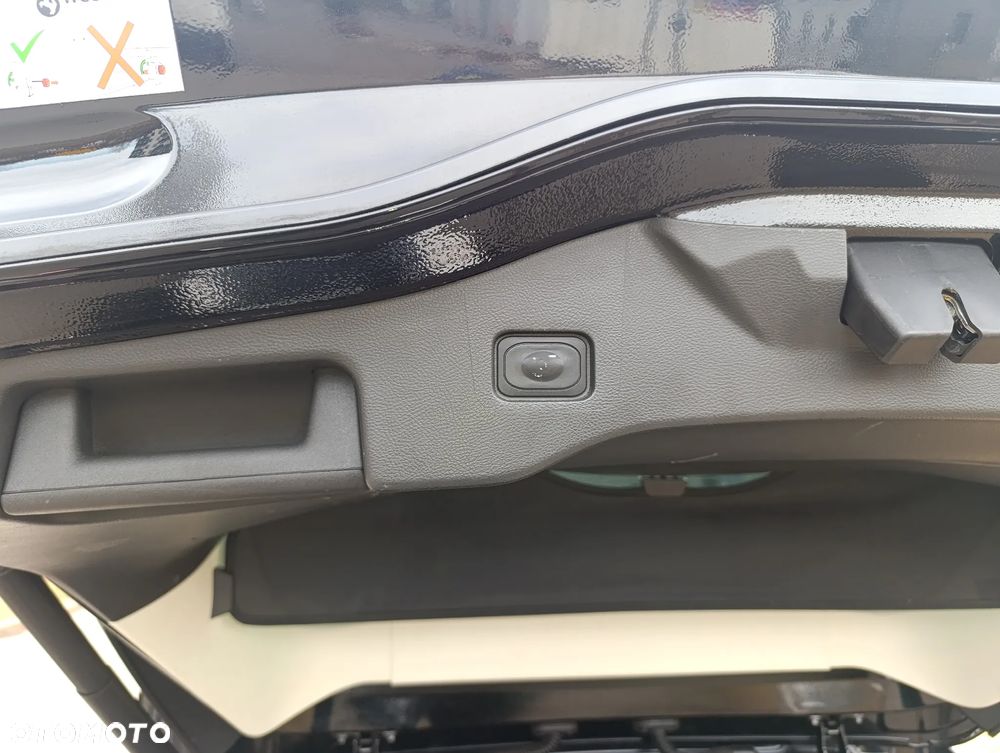 Ford Mondeo 2.0 EcoBlue Titanium - 33