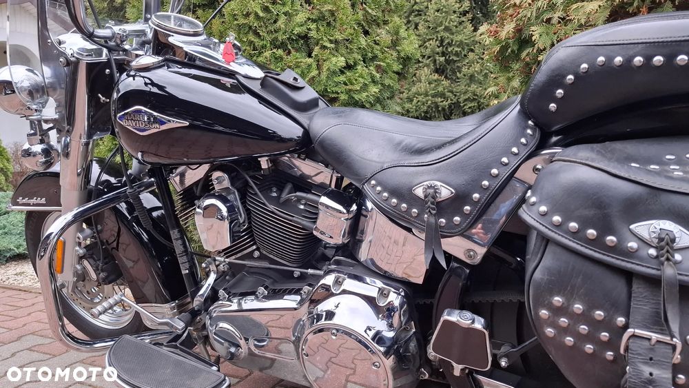 Harley-Davidson Softail Heritage Classic - 16