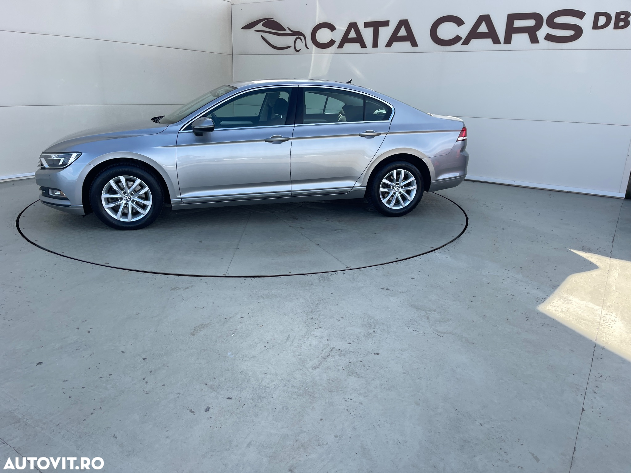 Volkswagen Passat - 7