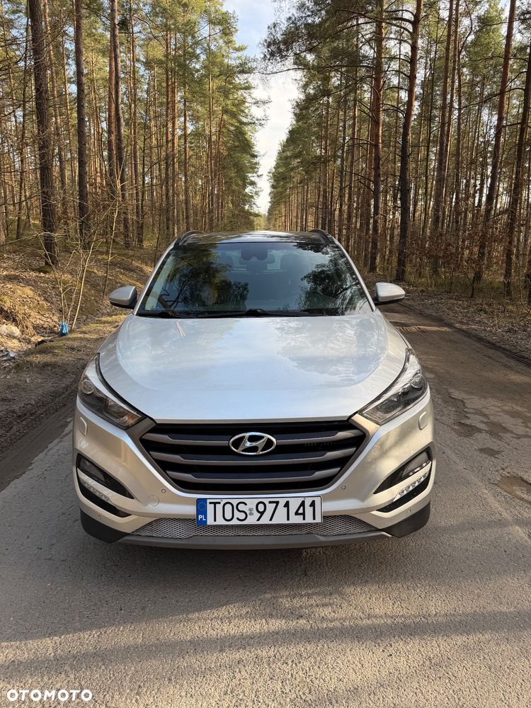 Hyundai Tucson 2.0 CRDI 4WD Automatik Style - 2