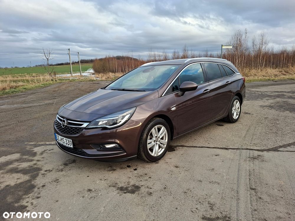 Opel Astra 1.4 Turbo Business - 1