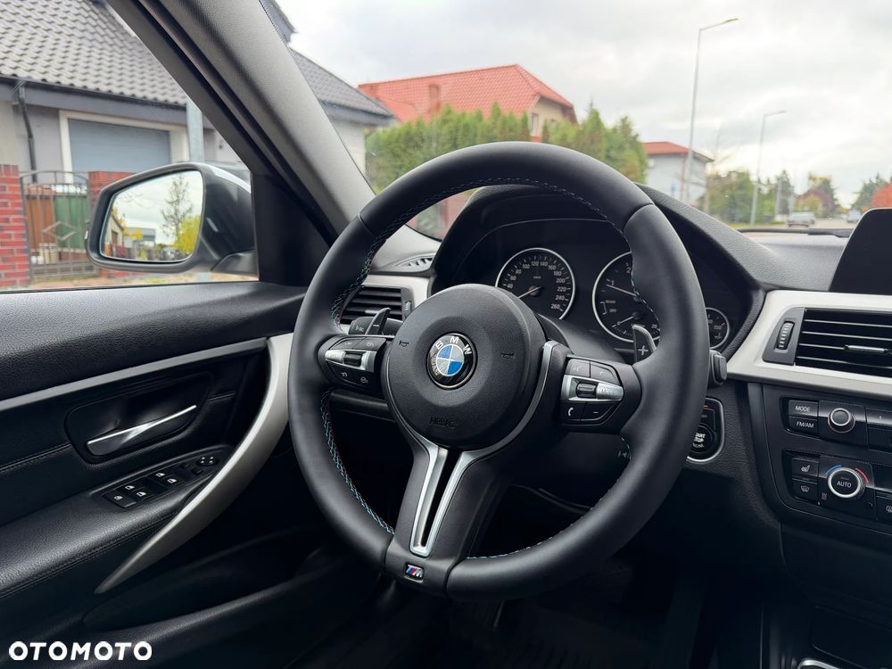 BMW Seria 3 - 35