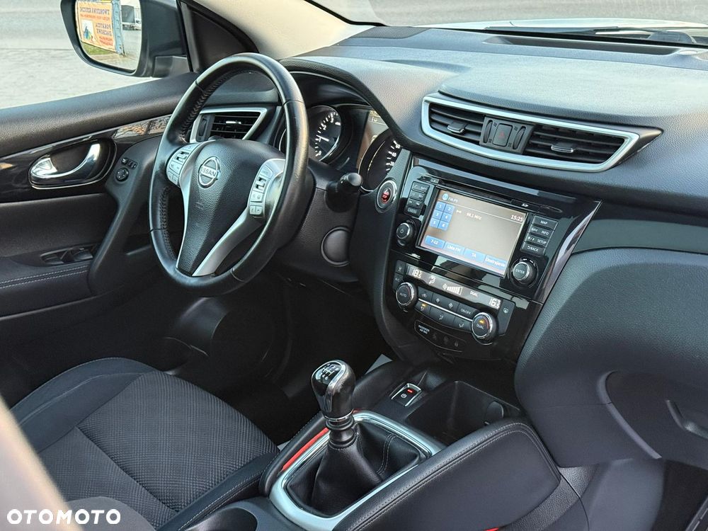 Nissan Qashqai 1.6 DIG-T Tekna - 6