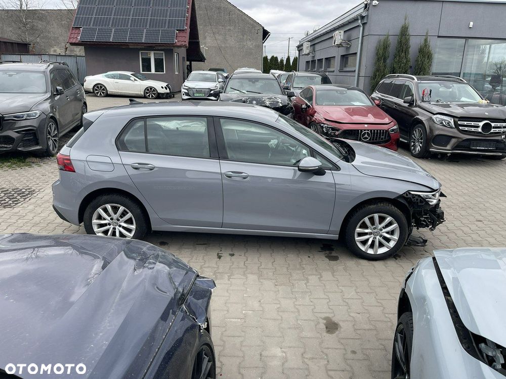 Volkswagen Golf 1.5 eTSI OPF DSG Life - 2