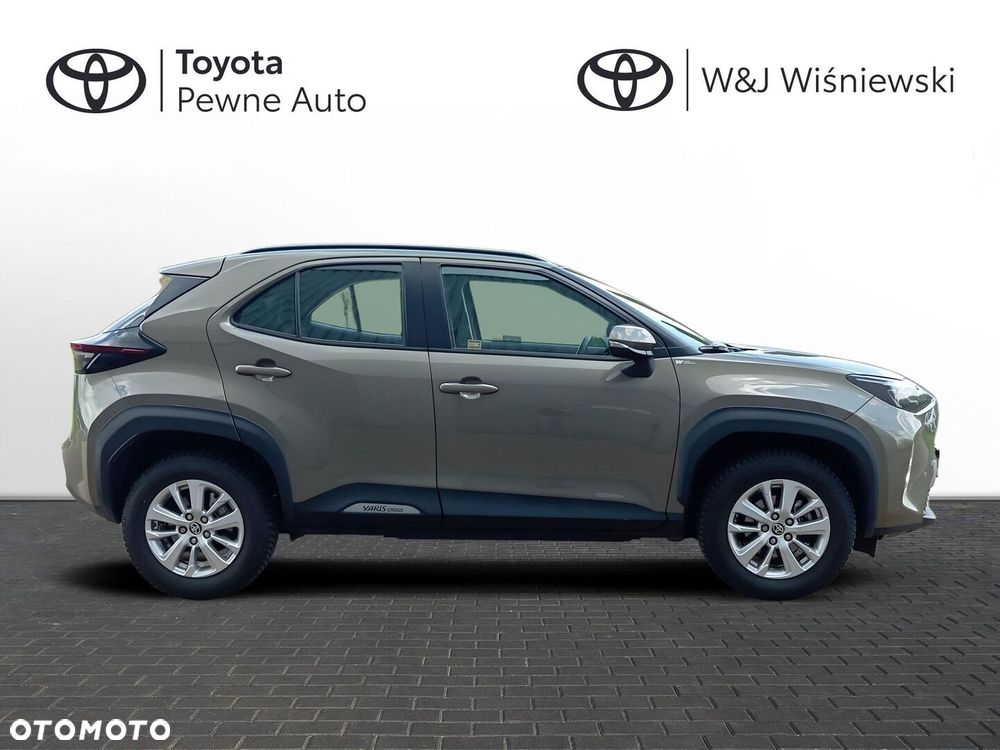 Toyota Yaris Cross Hybrid 1.5 Comfort - 24