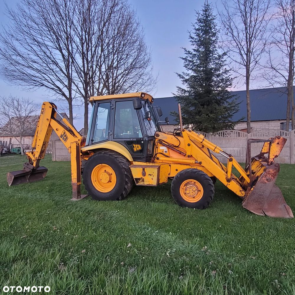 JCB 3CX - 8