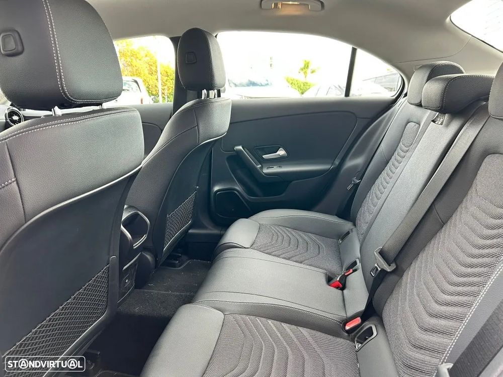 Mercedes-Benz A 250 Limousine e - 5