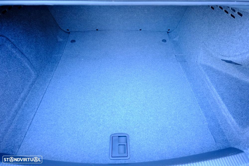 Audi A4 2.0 TDI exclusive - 22