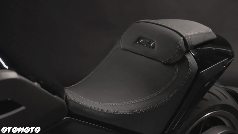 Morbidelli C1002V - 5