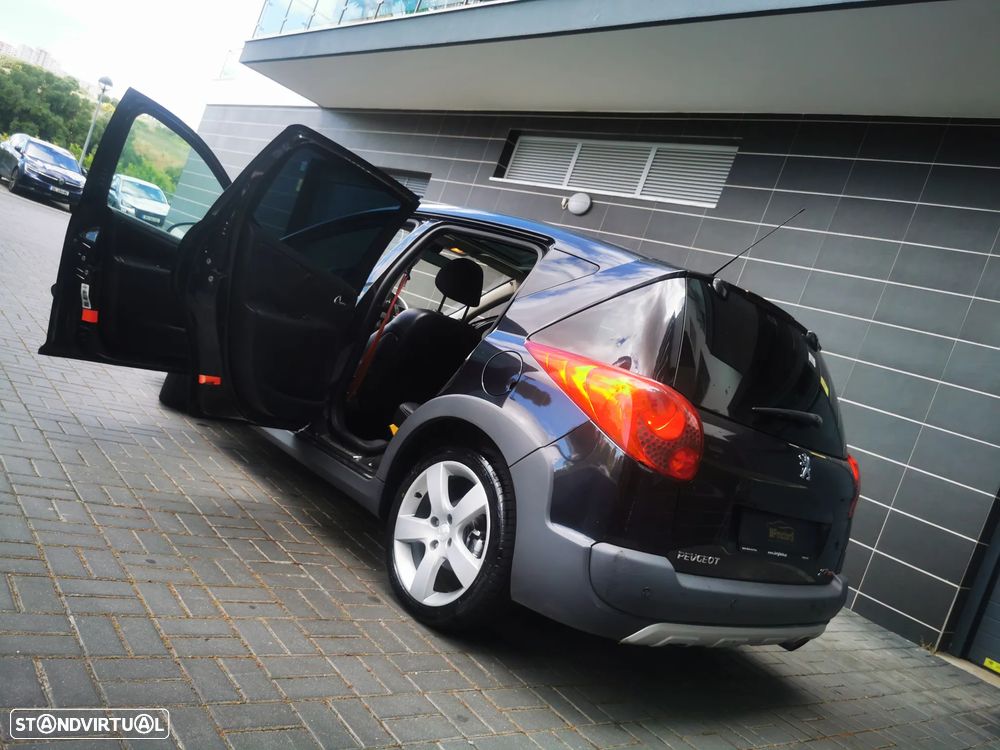 Peugeot 207 SW 1.6 HDi Outdoor FAP - 12