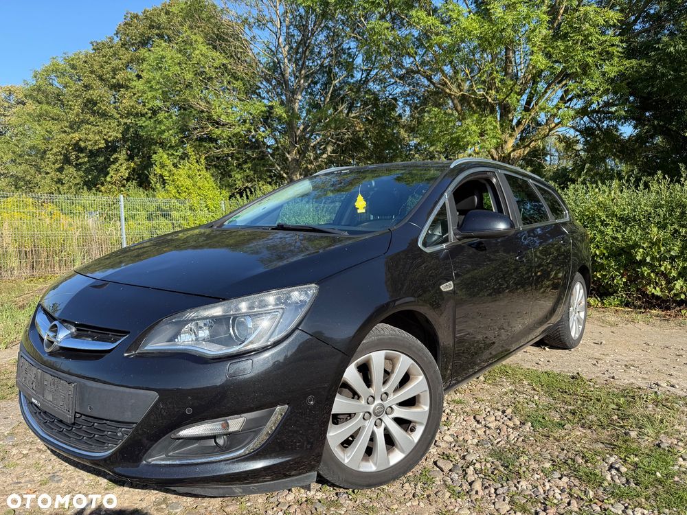 Opel Astra 1.4 Turbo Exklusiv - 1