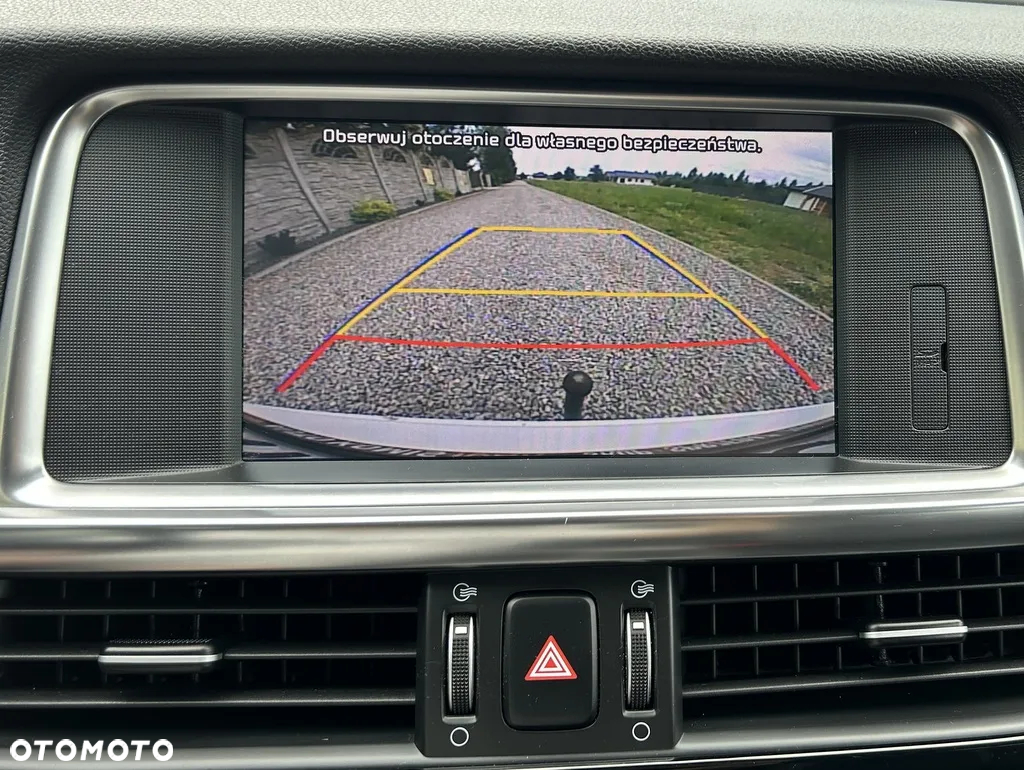 Kia Optima Plug-in Hybrid - 7