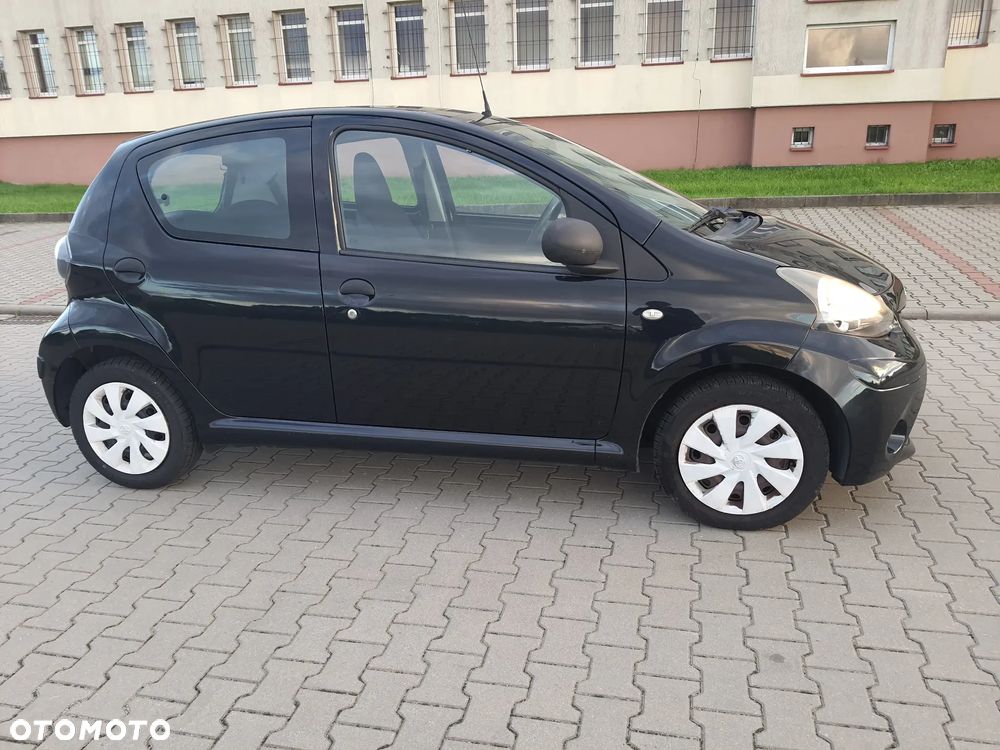 Toyota Aygo - 5