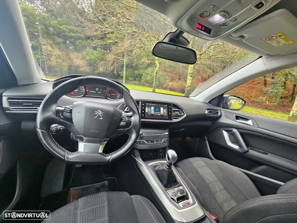 Peugeot 308 SW 1.6 BlueHDi Active J17 - 11