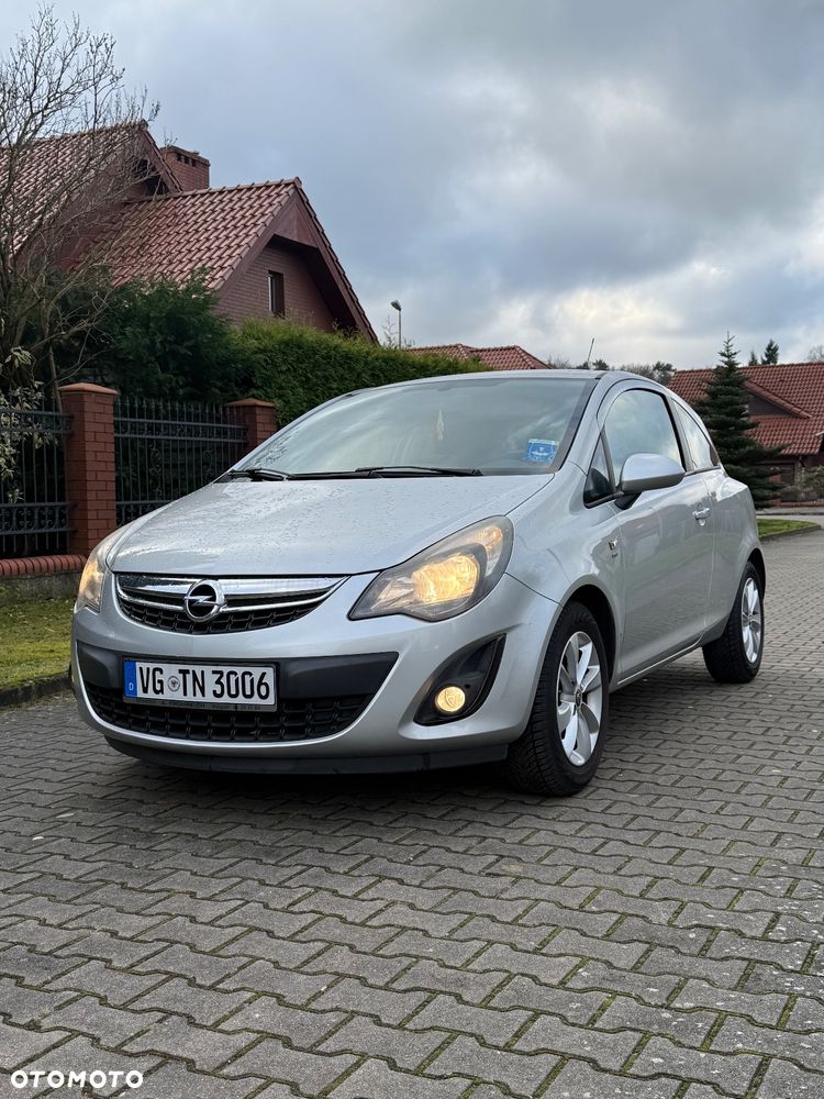 Opel Corsa 1.2 16V Energy - 1