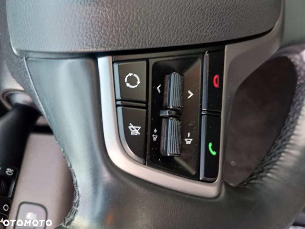 Hyundai Elantra - 14