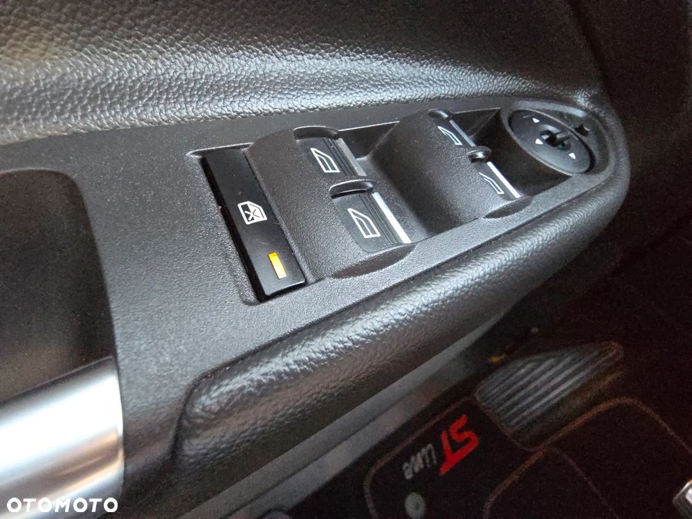 Ford Kuga 2.0 TDCi AWD ST-Line - 30