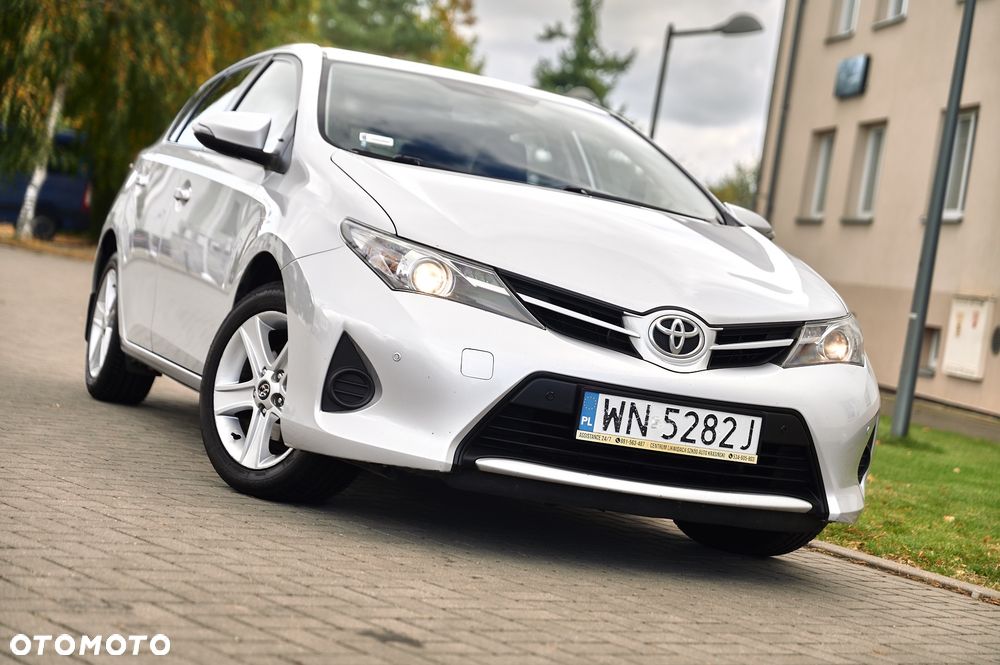 Toyota Auris 1.6 Dynamic - 23