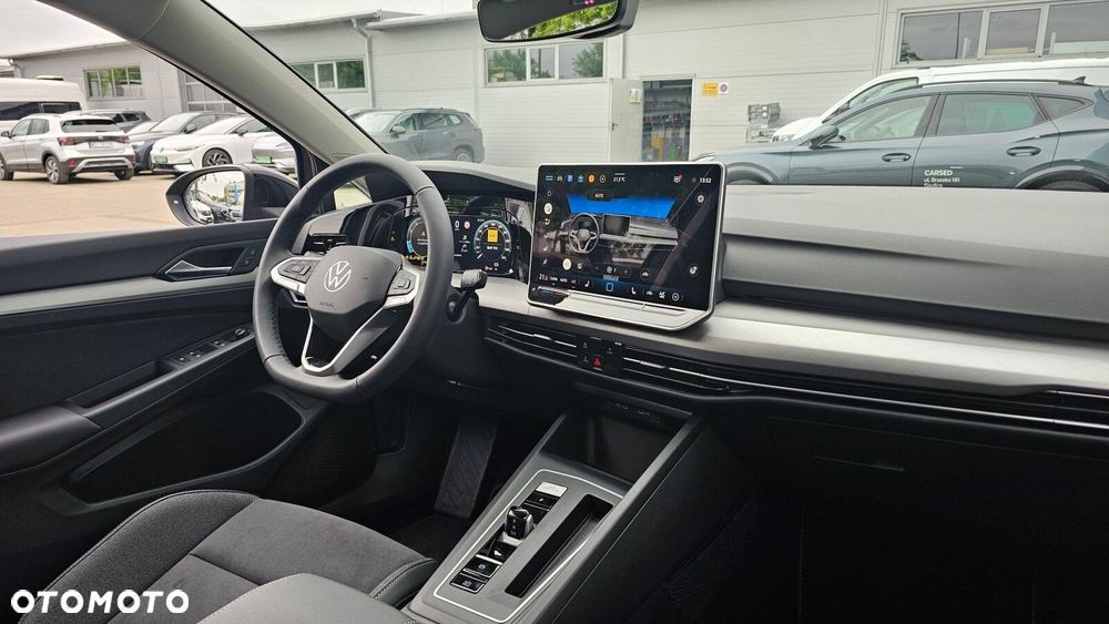 Volkswagen Golf - 29