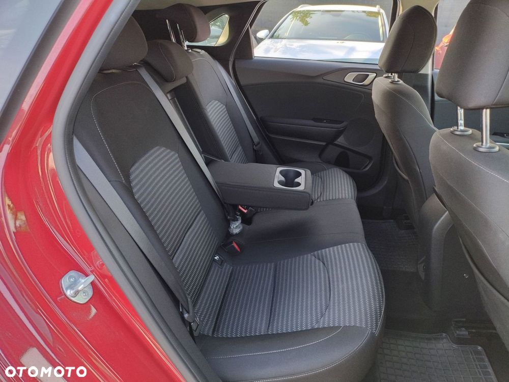 Kia Ceed 1.5 T-GDI M DCT - 20