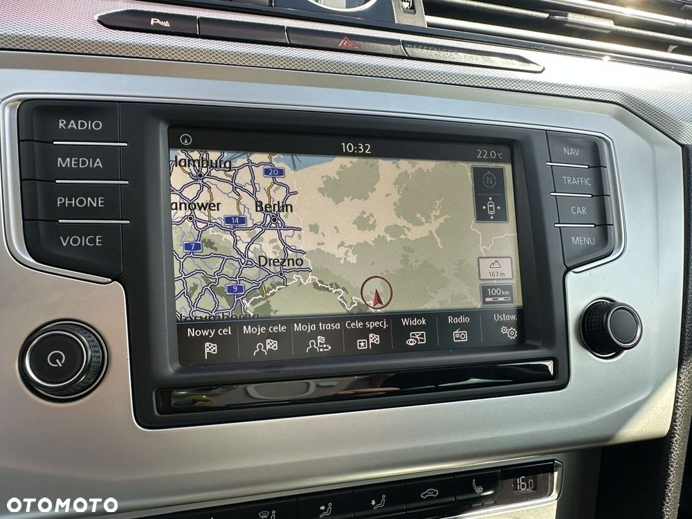 Volkswagen Passat Variant 2.0 TDI BMT Comfortline - 25