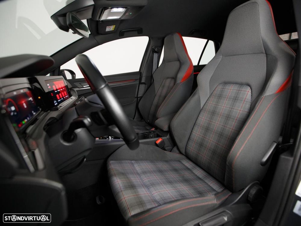 VW Golf 2.0 TSI OPF DSG GTI - 8