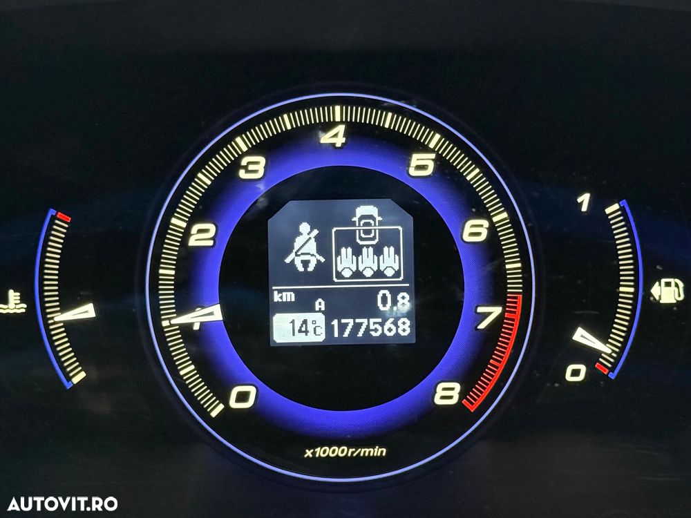 Honda Civic 1.8i-VTEC Sport - 32