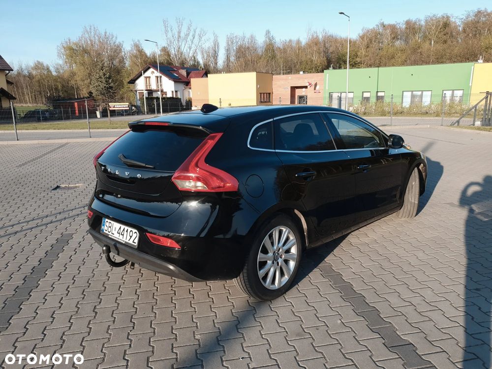 Volvo V40 D2 Momentum - 2