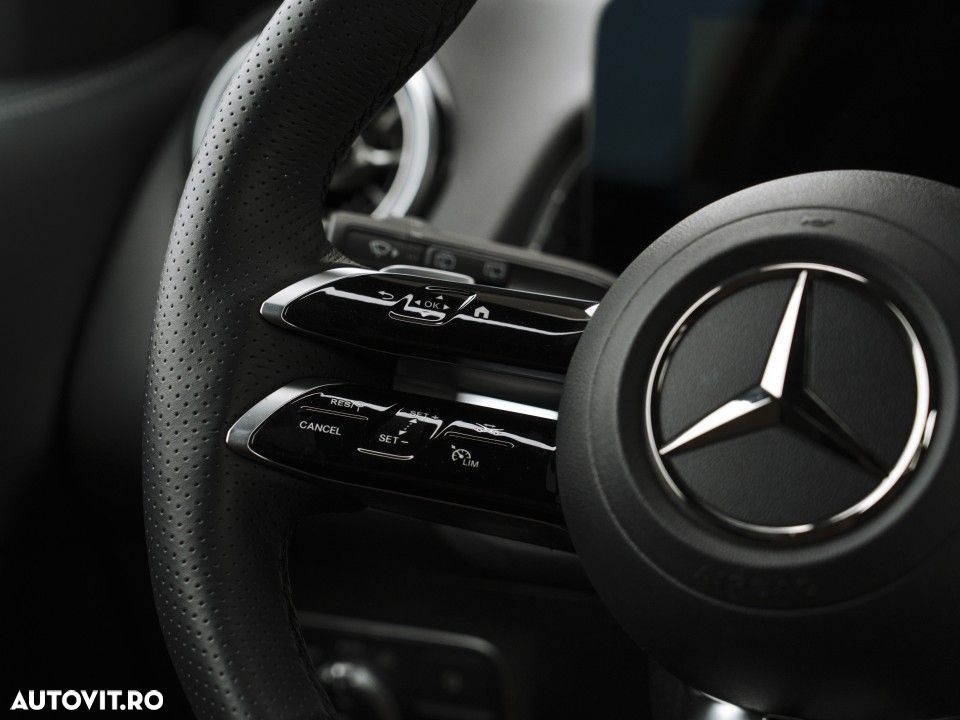 Mercedes-Benz GLB 250 4MATIC Aut. - 16