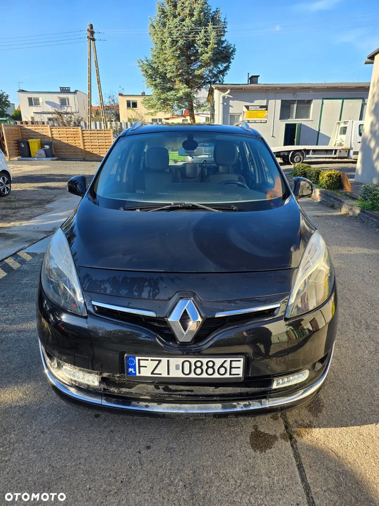 Renault Grand Scenic - 1