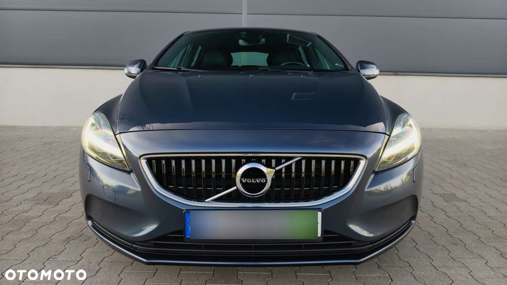 Volvo V40 D3 Momentum - 3
