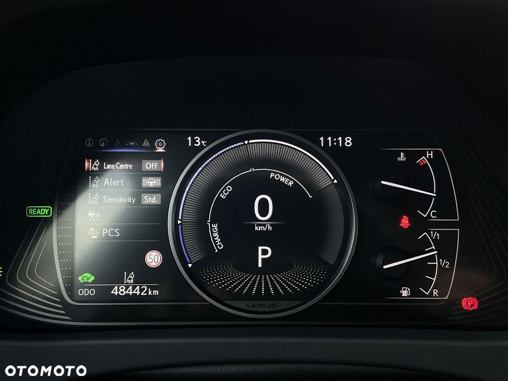 Lexus UX 250h GPF F Sport Design 2WD - 23