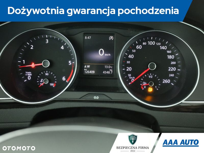 Volkswagen Passat - 9
