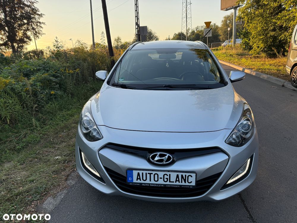 Hyundai i30 1.4 CRDi Classic + - 9