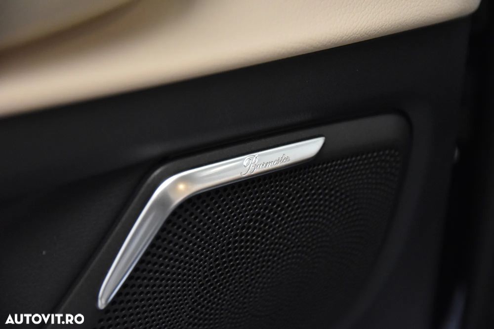 Mercedes-Benz V - 16