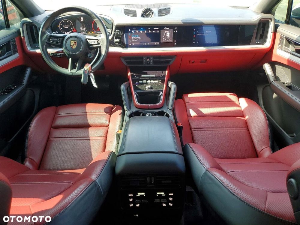 Porsche Cayenne Standard - 8