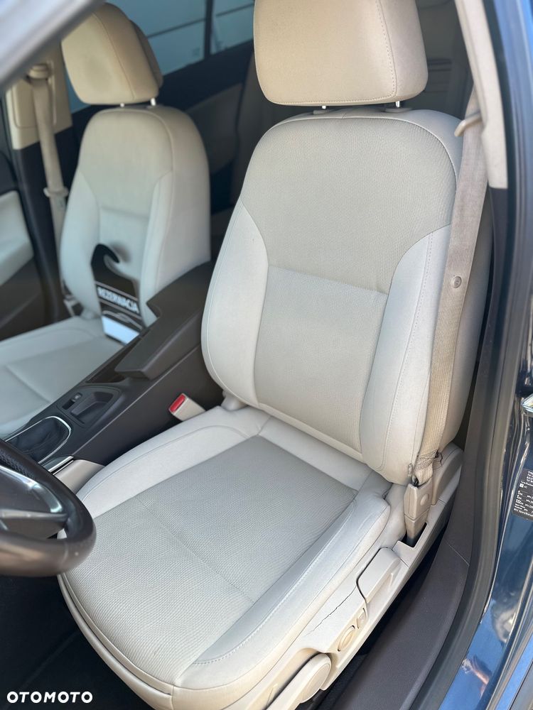 Opel Insignia 1.8 - 12