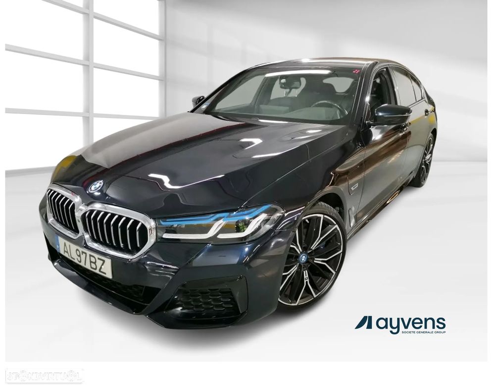 BMW 545 e xDrive - 1