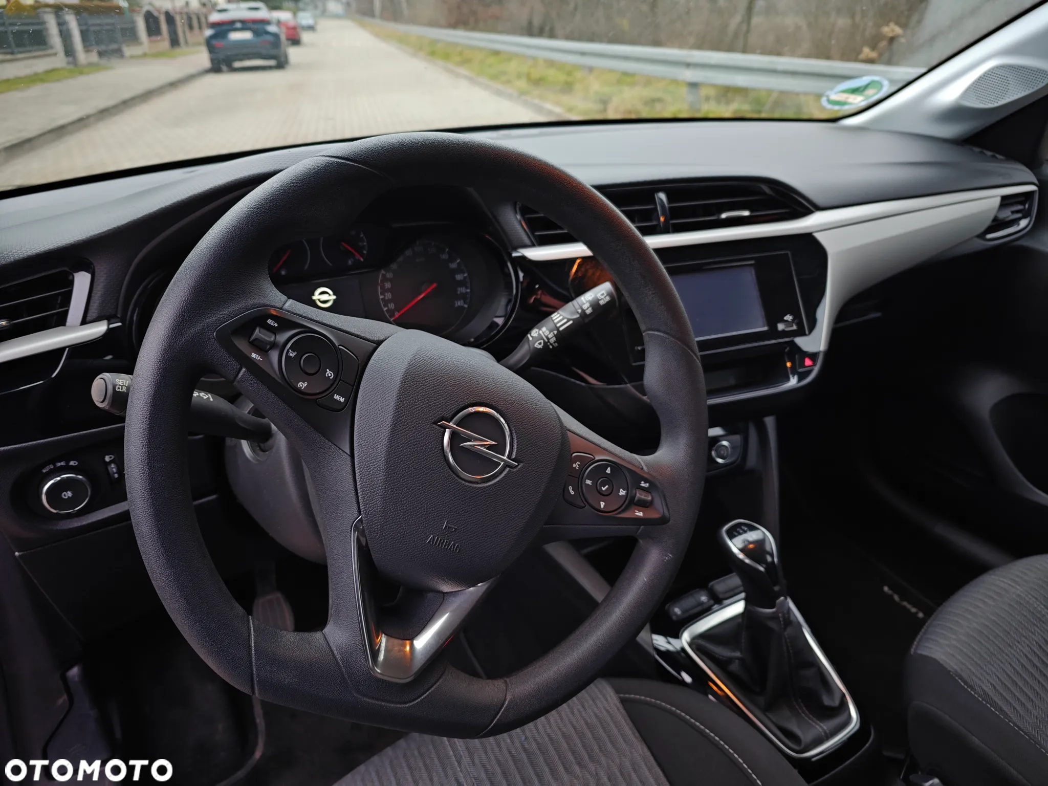 Opel Corsa - 11