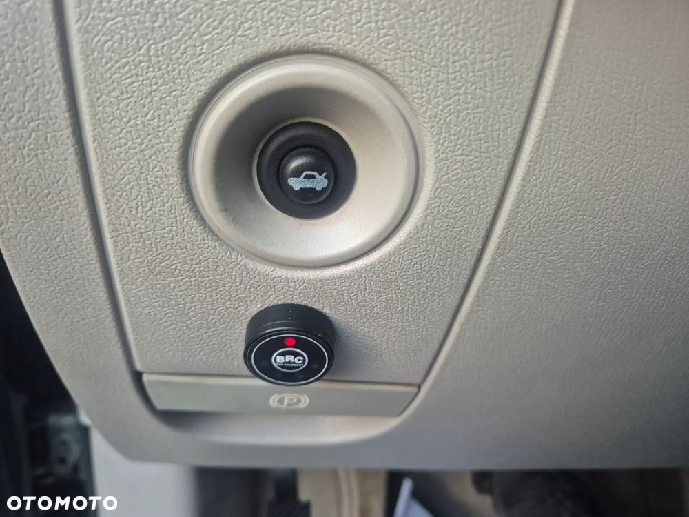 Chrysler 300C 5.7 V8 Hemi - 19