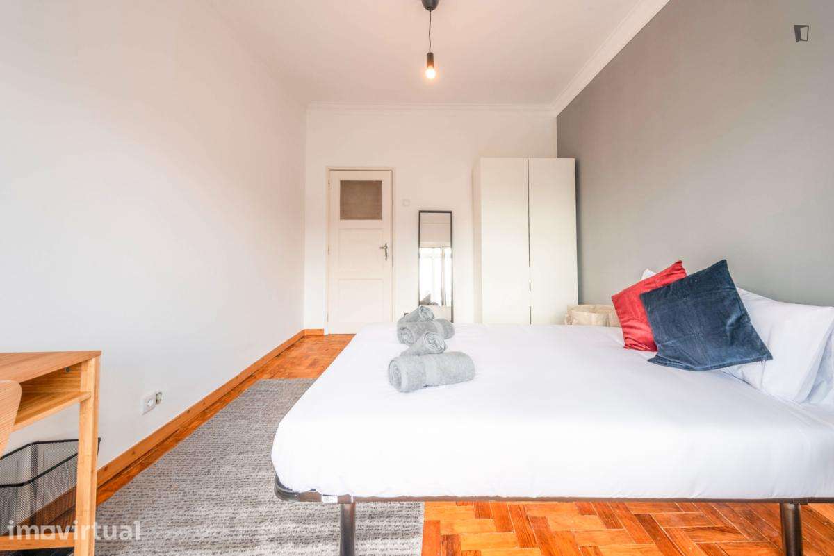 Quarto - localizado em Telheiras Lisbon - Grande imagem: 2/12
