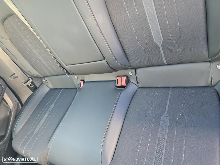 Cupra Leon 1.4 e-Hybrid (180 kW System) VZ - 31