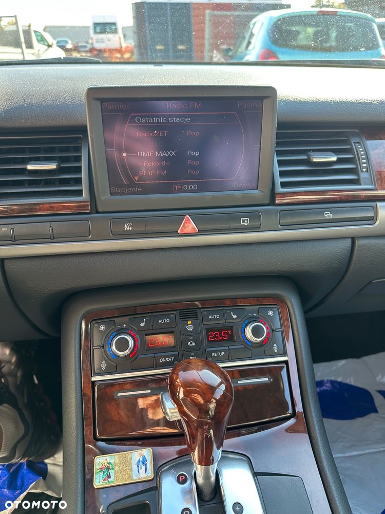 Audi A8 3.7 Quattro - 24