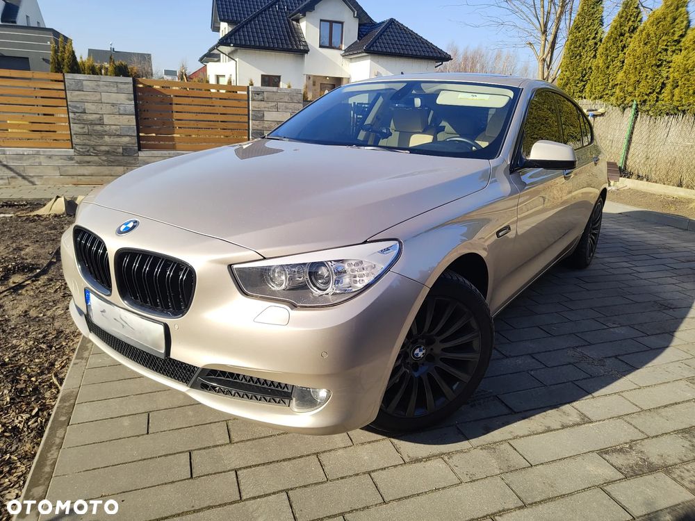 BMW 5GT - 2