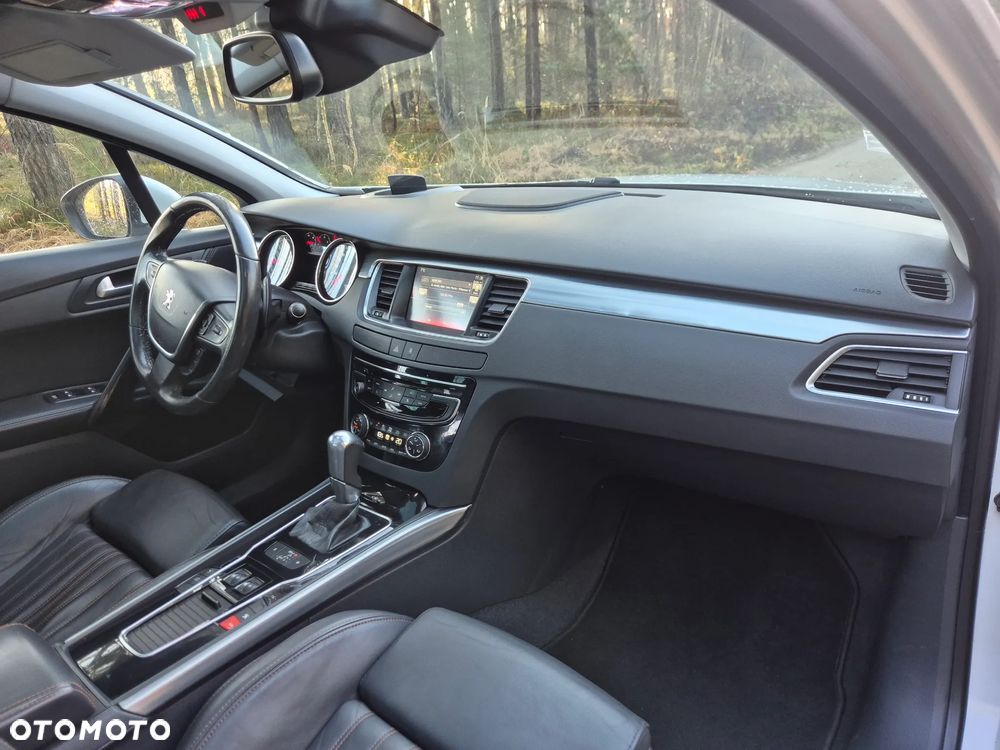 Peugeot 508 RXH BlueHDi 180 EAT6 Stop&Start - 25