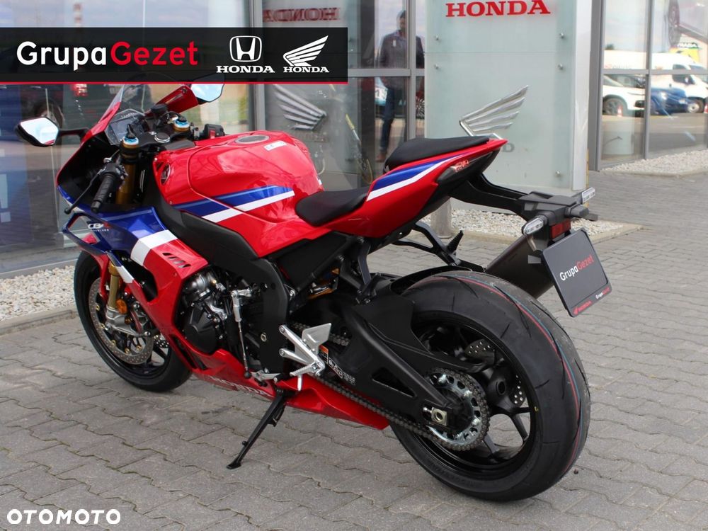Honda CBR - 7