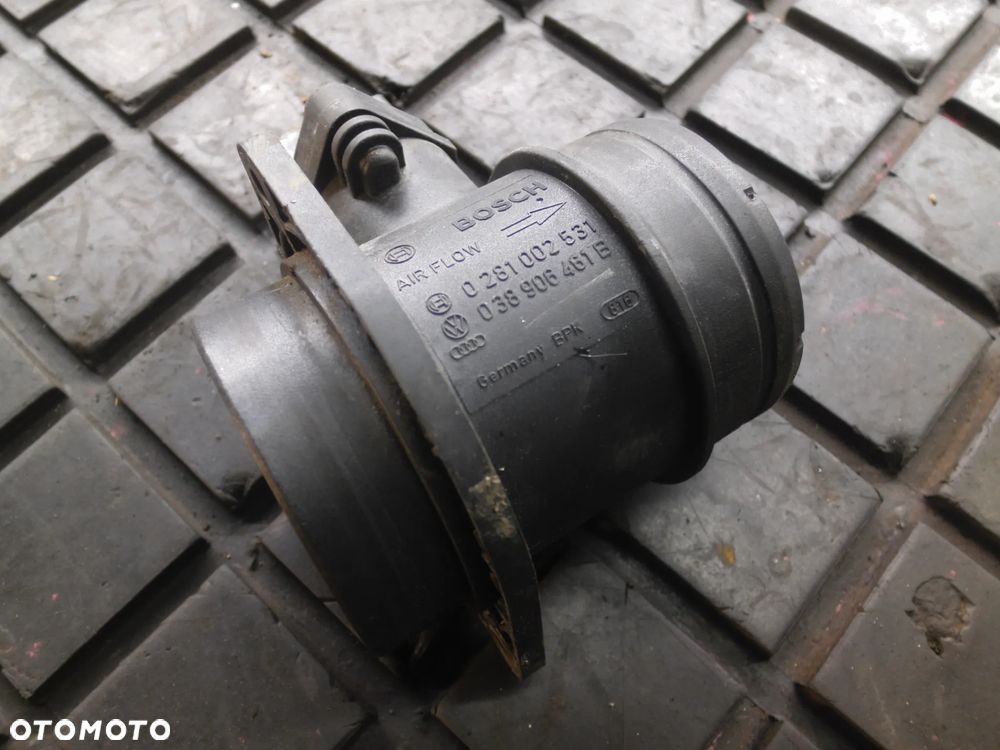 VW AUDI SEAT SKODA PRZEPŁYWOMIERZ 038906461B + WTYCZKA INSTALACJA POSIADAM 2SZT - 1